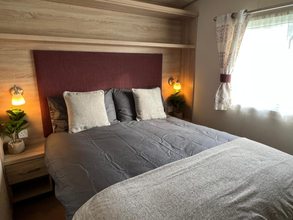 Forest Beach Bashley Park Sway Εξωτερικό φωτογραφία